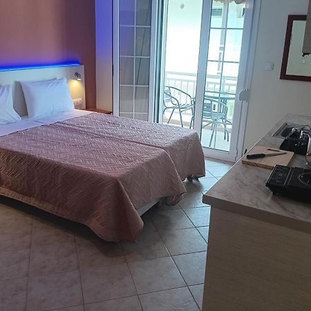 לפטוקריה Oasis Blue Inn מראה חיצוני תמונה