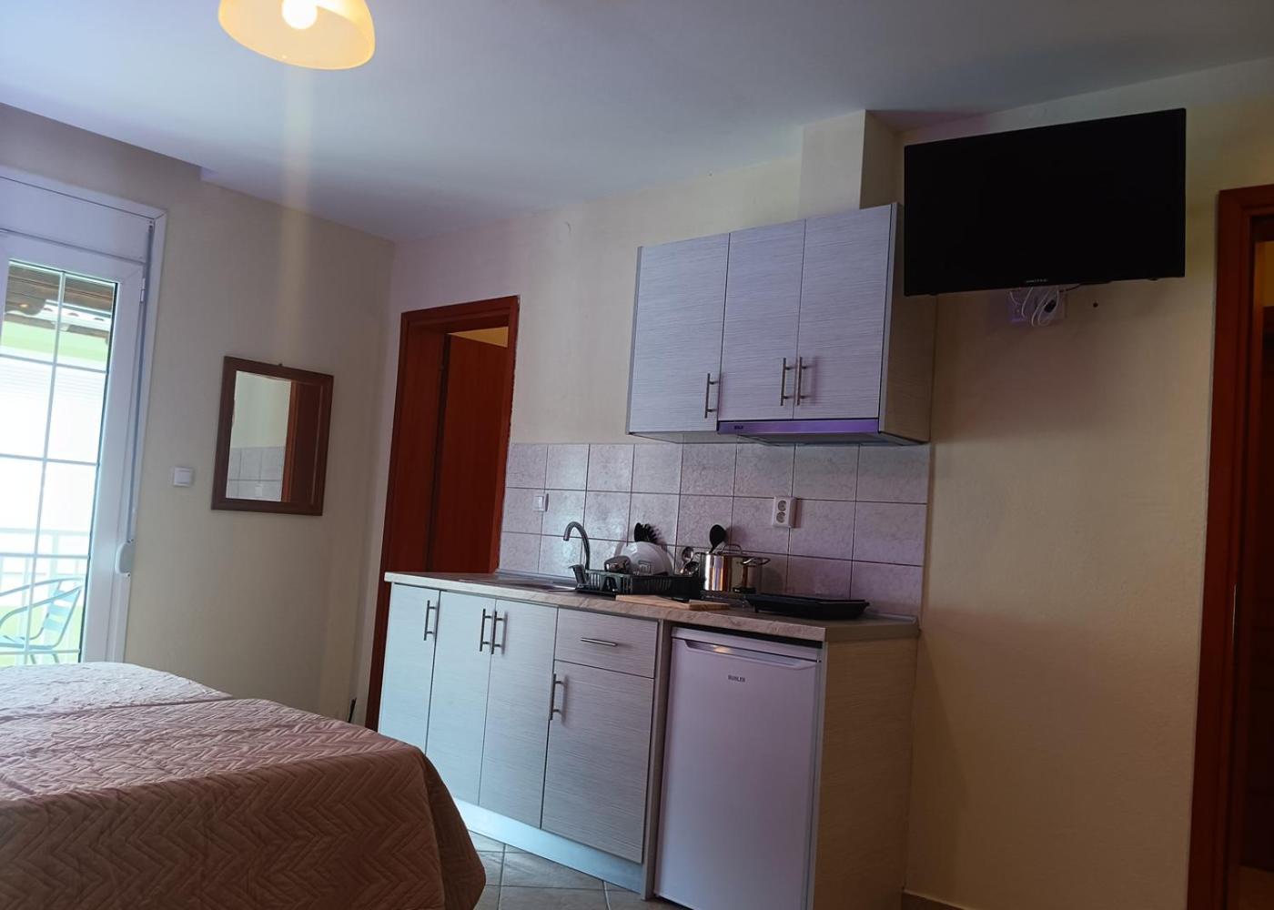 לפטוקריה Oasis Blue Inn מראה חיצוני תמונה