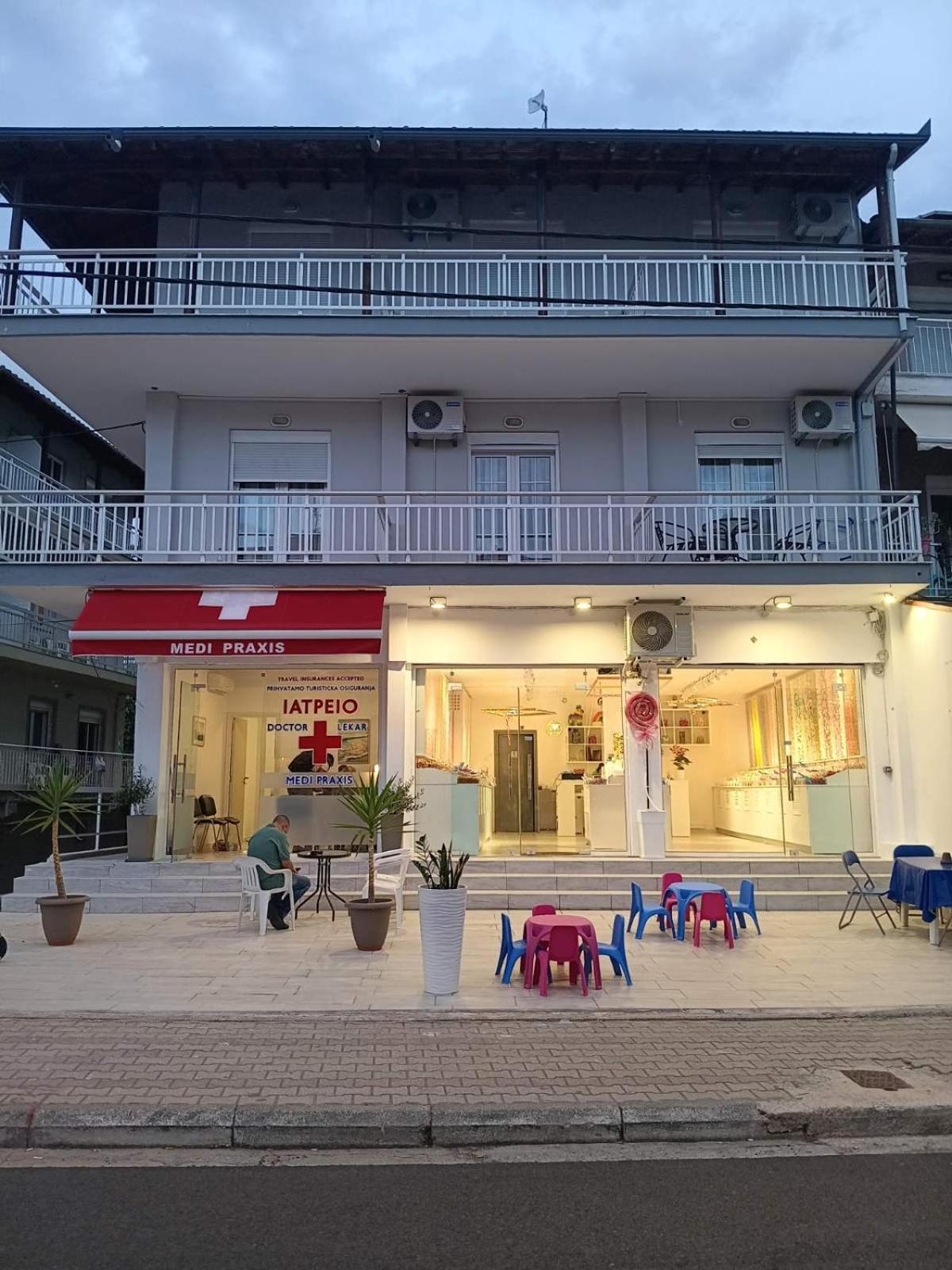 לפטוקריה Oasis Blue Inn מראה חיצוני תמונה
